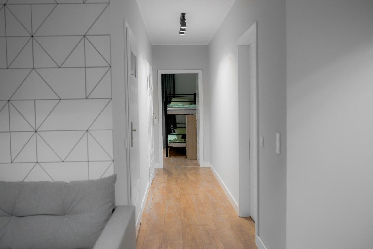 Crystal Guesthouse Warsaw Exterior photo