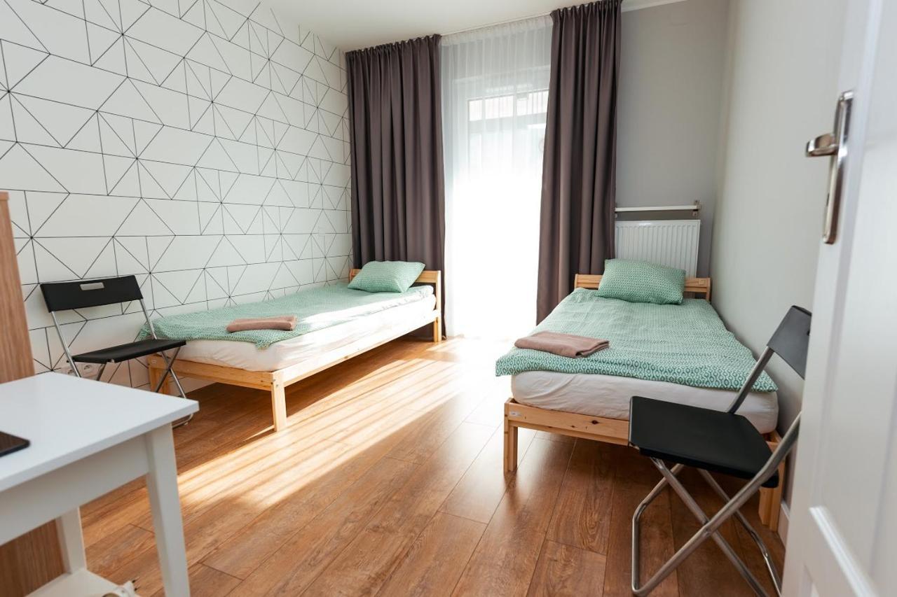 Crystal Guesthouse Warsaw Exterior photo